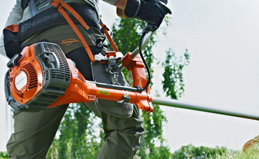 Лучшие мотокосы Husqvarna: рейтинг для дома и профессионалов