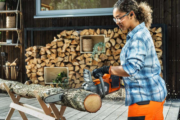 Акумуляторна ланцюгова пилка Husqvarna 230i KIT (9708383-06) Фото 4