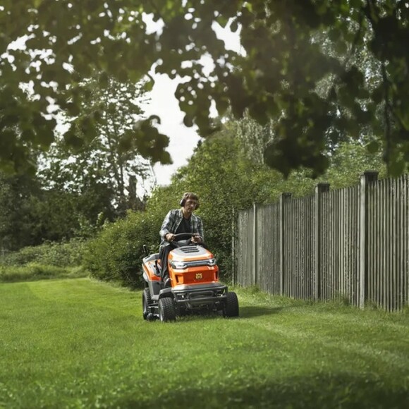 Садовий трактор Husqvarna TС 220T (9707278-01) фото 5
